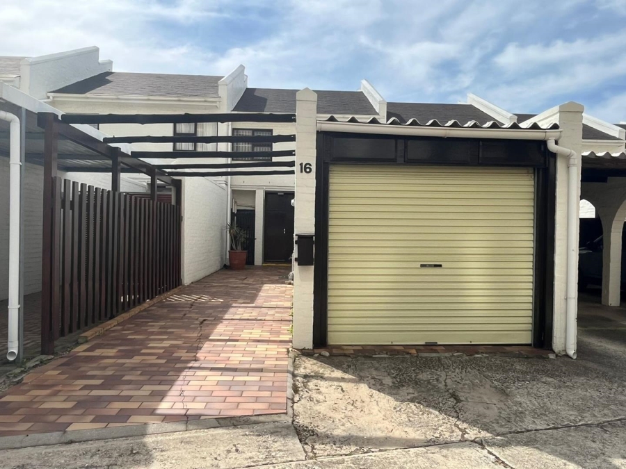 3 Bedroom Property for Sale in Humewood Eastern Cape